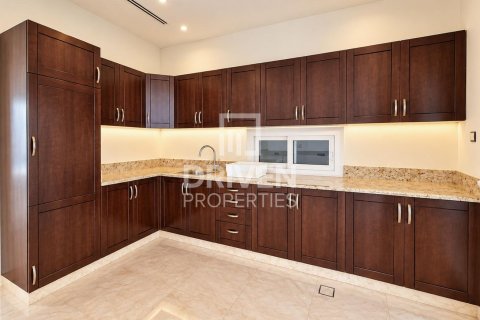 Villa de 5 chambres à Al Barsha South, UAE No. 221394 10