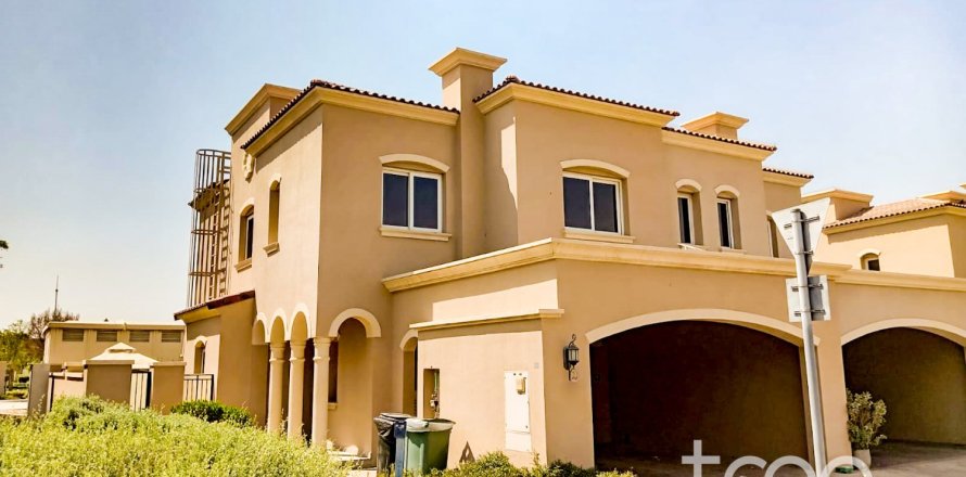 3 bedrooms Villa in Casa Dora, UAE No. 220876