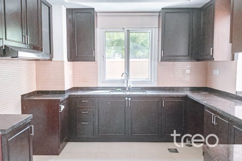 3 bedrooms Villa in Casa Dora, UAE No. 220876 19