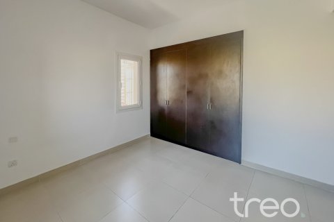 3 bedrooms Villa in Casa Dora, UAE No. 220876 15