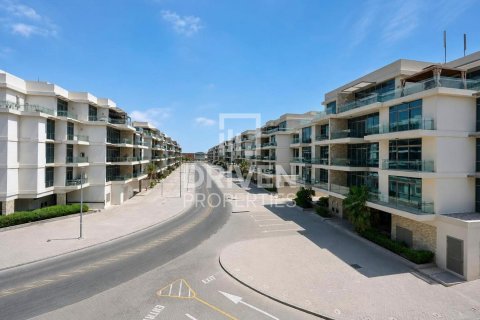 2 bedrooms Apartment in Meydan, UAE No. 212035 19