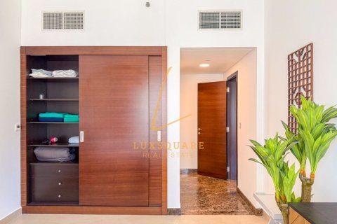 1 bedroom Apartment in Sparkle Towers, UAE No. 224329 11