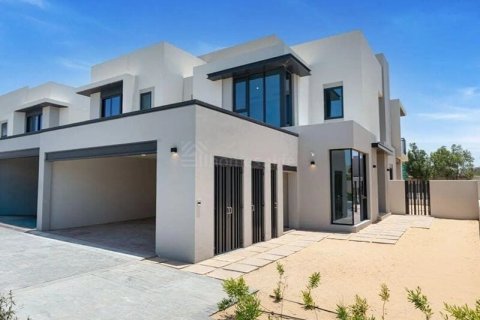 Villa de 5 dormitorios en Jebel Ali, UAE No. 167275 16