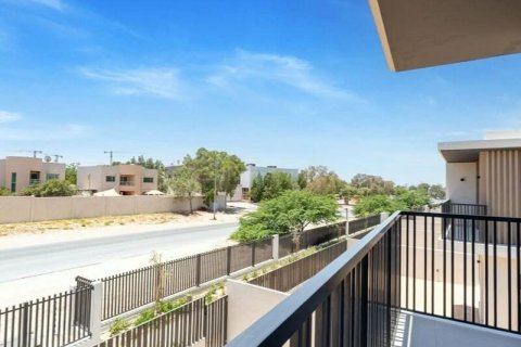Villa de 5 dormitorios en Jebel Ali, UAE No. 167275 4