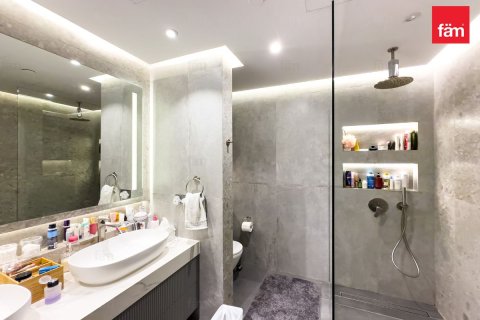 Квартира с 3 спальнями в City Walk, ОАЭ №125495 20