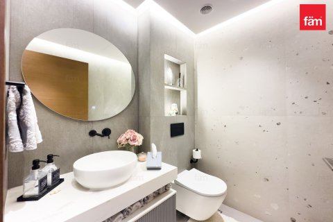 Квартира с 3 спальнями в City Walk, ОАЭ №125495 18