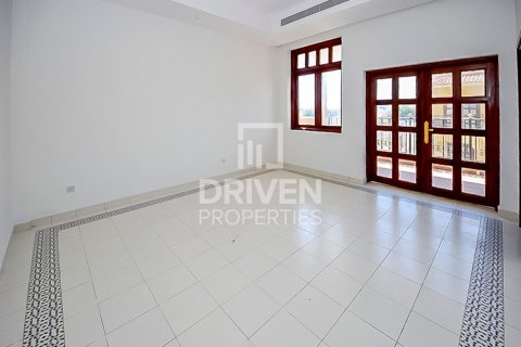 6 غرفة نوم فيلا في Jumeirah 3, الإمارات العربية المتحدة رقم 214972 18