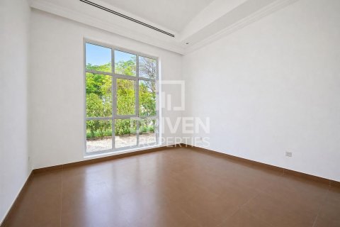Villa de 5 dormitorios en The Villa, UAE No. 223342 10