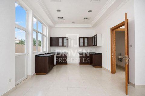 Villa de 5 dormitorios en The Villa, UAE No. 223342 26