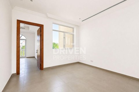 Villa de 5 dormitorios en The Villa, UAE No. 223342 16