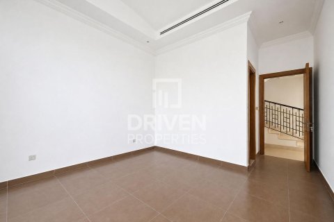 Villa de 5 dormitorios en The Villa, UAE No. 223342 11