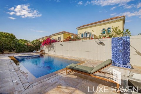 Villa de 3 dormitorios en Legacy, UAE No. 13113 14