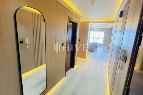 Квартира с 2 спальнями в Elite Residence, ОАЭ №73237 4