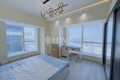 Квартира с 2 спальнями в Elite Residence, ОАЭ №73237 11