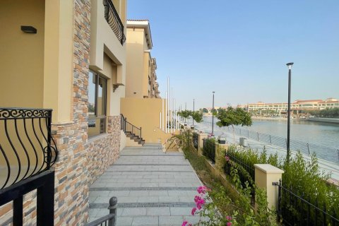 5 غرفة نوم  فيلا في Al Raha Beach, الإمارات العربية المتحدة رقم 22911