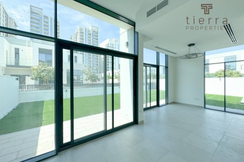 4 غرف نوم فيلا في Al Furjan, الإمارات العربية المتحدة رقم 51242 6