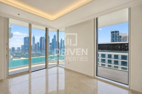 2 غرف نوم شقة في EMAAR Beachfront, الإمارات العربية المتحدة رقم 214869 4