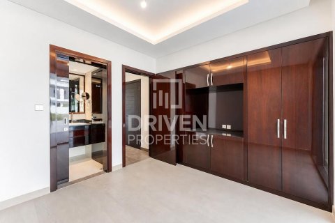Townhouse de 4 dormitorios en Trump Estates, UAE No. 215210 7