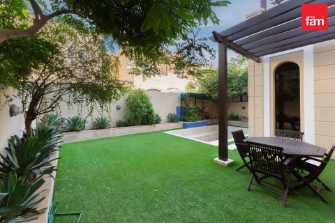 4 bedrooms Townhouse in Dubai, UAE No. 215954 4
