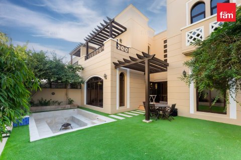 4 bedrooms Townhouse in Dubai, UAE No. 215954