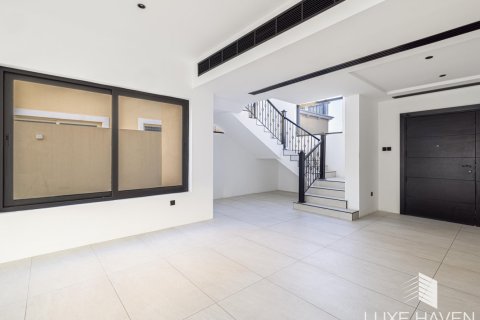 4 bedrooms Villa in Legacy Nova Villas, UAE No. 14339 4