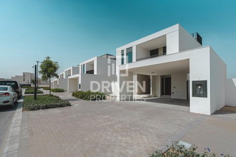 4 bedrooms Villa in EMAAR South, UAE No. 212523 28