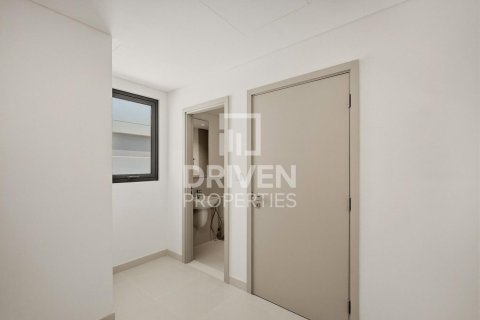 4 bedrooms Villa in EMAAR South, UAE No. 212523 21