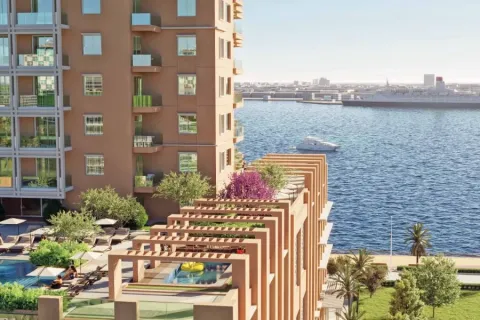 Studio Apartment in Dubai, UAE No. 111881 4