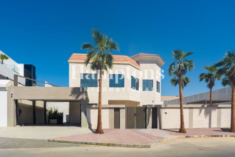 Вилла с 5 спальнями в Umm Al Sheif Villas, ОАЭ №215672 22