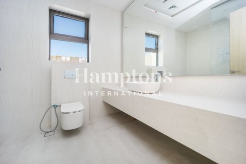 Вилла с 5 спальнями в Umm Al Sheif Villas, ОАЭ №215672 10