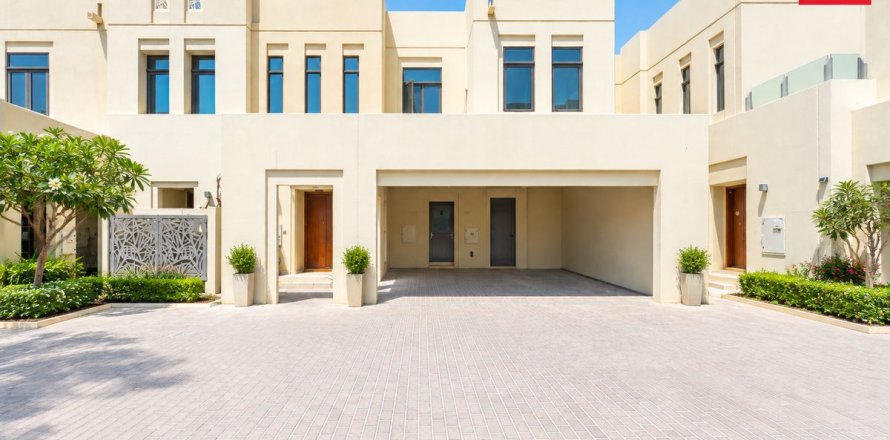 Villa de 3 dormitorios en Reem, UAE No. 216735