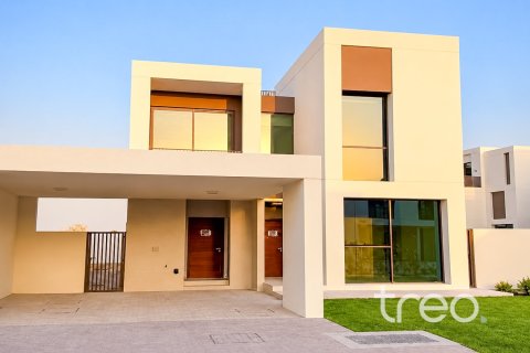Villa de 4 chambres à EMAAR South, UAE No. 222690 11
