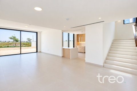 Villa de 4 chambres à EMAAR South, UAE No. 222690 3