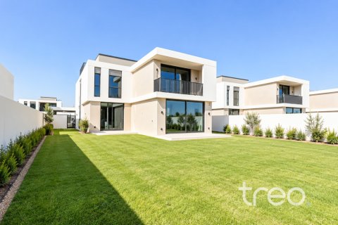 Villa de 4 dormitorios en EMAAR South, UAE No. 222690
