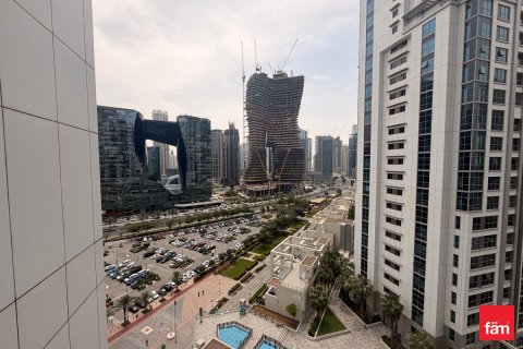 2 bedrooms Apartment in Business Bay, UAE No. 216321 3