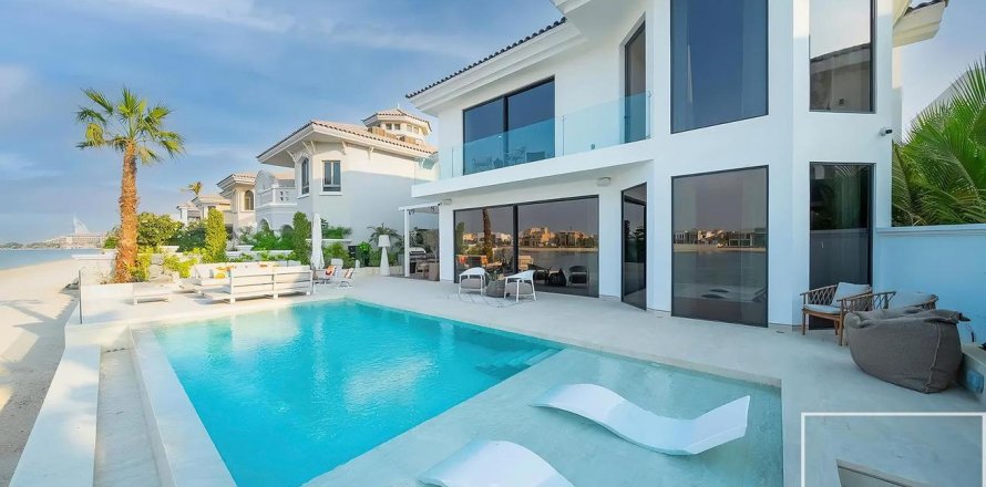 Вилла с 5 спальнями в Garden Homes, ОАЭ №214005