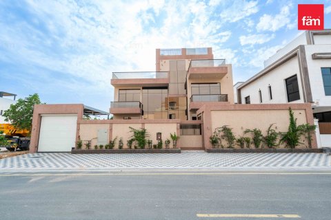 6 bedrooms Villa in Dubai, UAE No. 152944