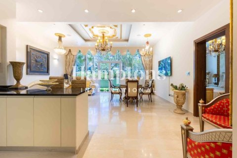 Apartment de 1 dormitorio en FIVE Palm Jumeirah, UAE No. 220075 10