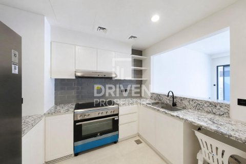 Townhouse de 5 dormitorios en Damac Lagoons, UAE No. 223224 8