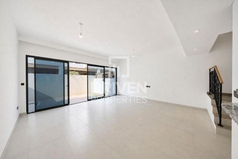 Townhouse de 5 dormitorios en Damac Lagoons, UAE No. 223224 4