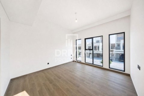Townhouse de 5 dormitorios en Damac Lagoons, UAE No. 223224 11