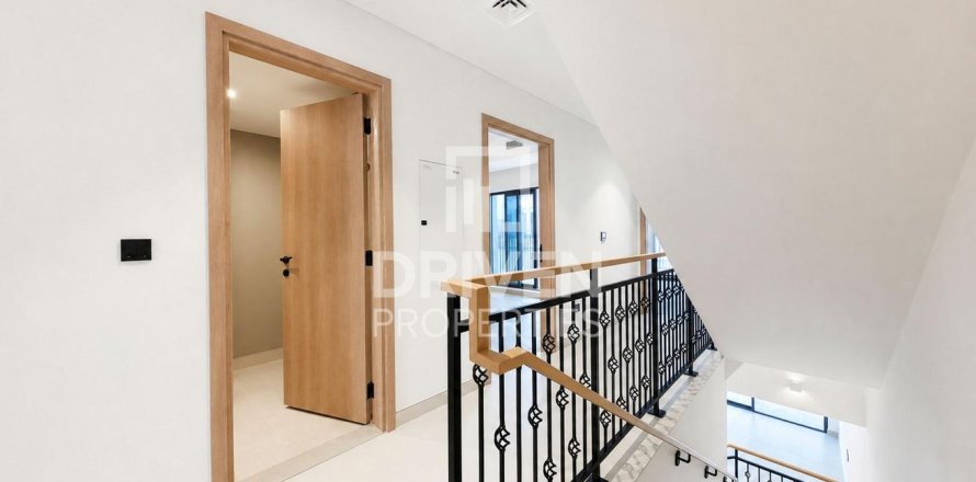 Townhouse de 5 dormitorios en Damac Lagoons, UAE No. 223224
