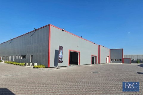 3716m² Warehouse in Al Quoz Industrial Area, UAE No. 153794