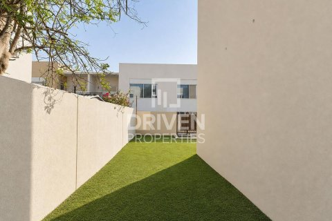 Apartment de 3 dormitorios en EMAAR South, UAE No. 223341 20