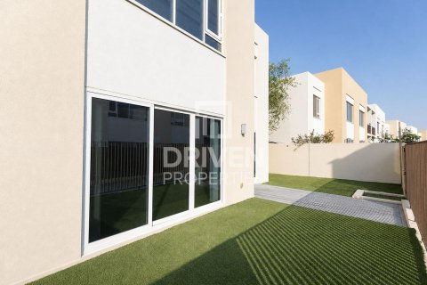 Apartment de 3 dormitorios en EMAAR South, UAE No. 223341 19