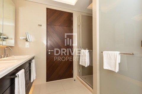 Apartment de 2 dormitorios en The Address Sky View Towers, UAE No. 204662 25
