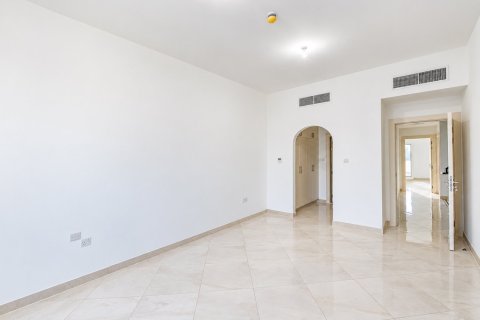 Townhouse de 4 dormitorios en Jumeirah Village Circle, UAE No. 223499 5
