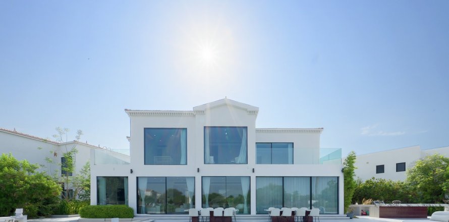Villa de 5 dormitorios en Jumeirah Islands, UAE No. 202364