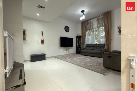 3 bedrooms Townhouse in Dubai, UAE No. 213209 10