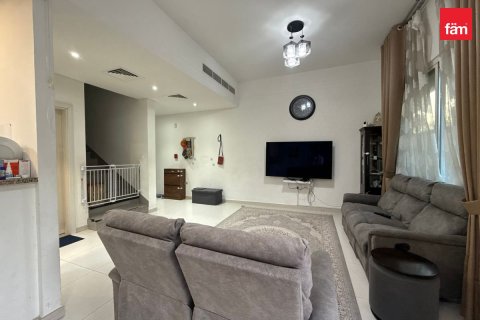 3 bedrooms Townhouse in Dubai, UAE No. 213209 9